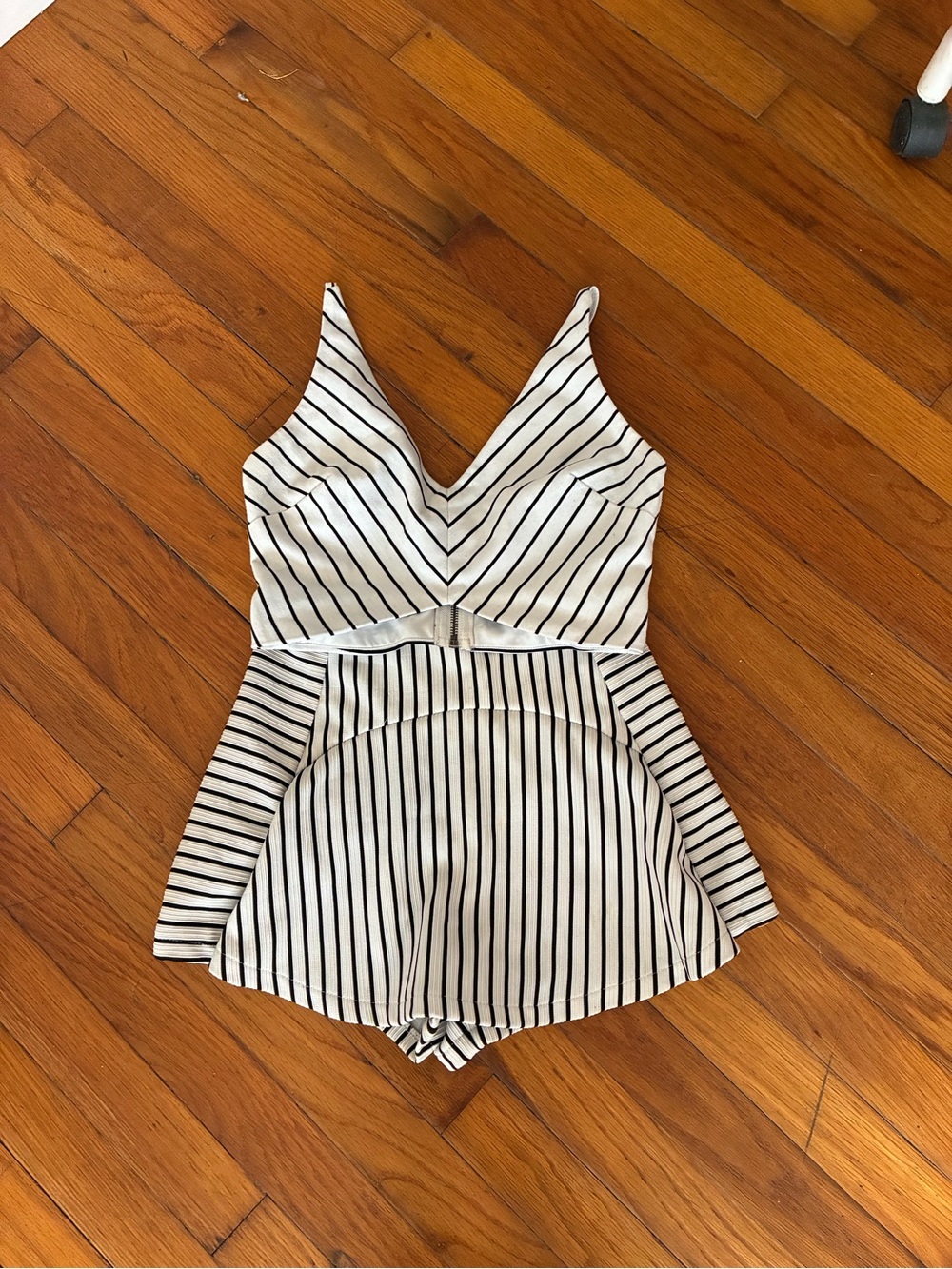 Striped V-Neck Sleeveless Bodysuit Romper in White and Black